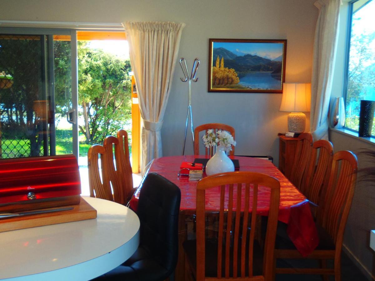 Lakefront Fantail Cottage Lake Hawea, Wanaka Luaran gambar