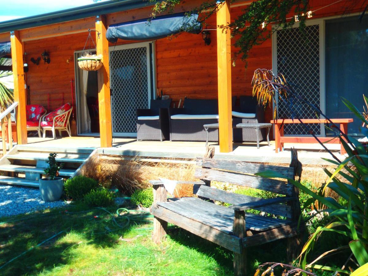 Lakefront Fantail Cottage Lake Hawea, Wanaka Luaran gambar